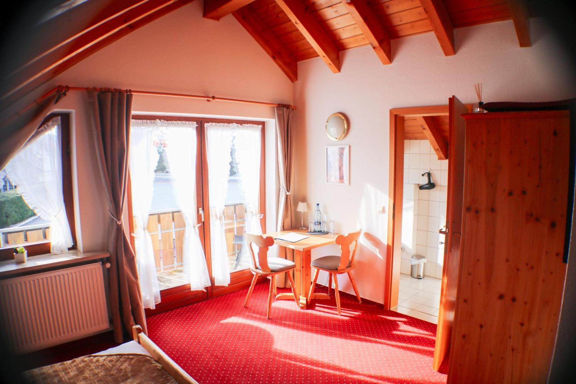 House Of Happiness By Apartmentglueck Schluchsee Room photo